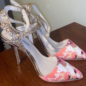 Steve Madden Floral Higheels